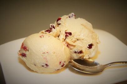 Vanilkova zmrzlina s granatovym jablkem mini.jpg